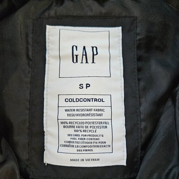 Gap Black Puffer Vest - Picture 5 of 5